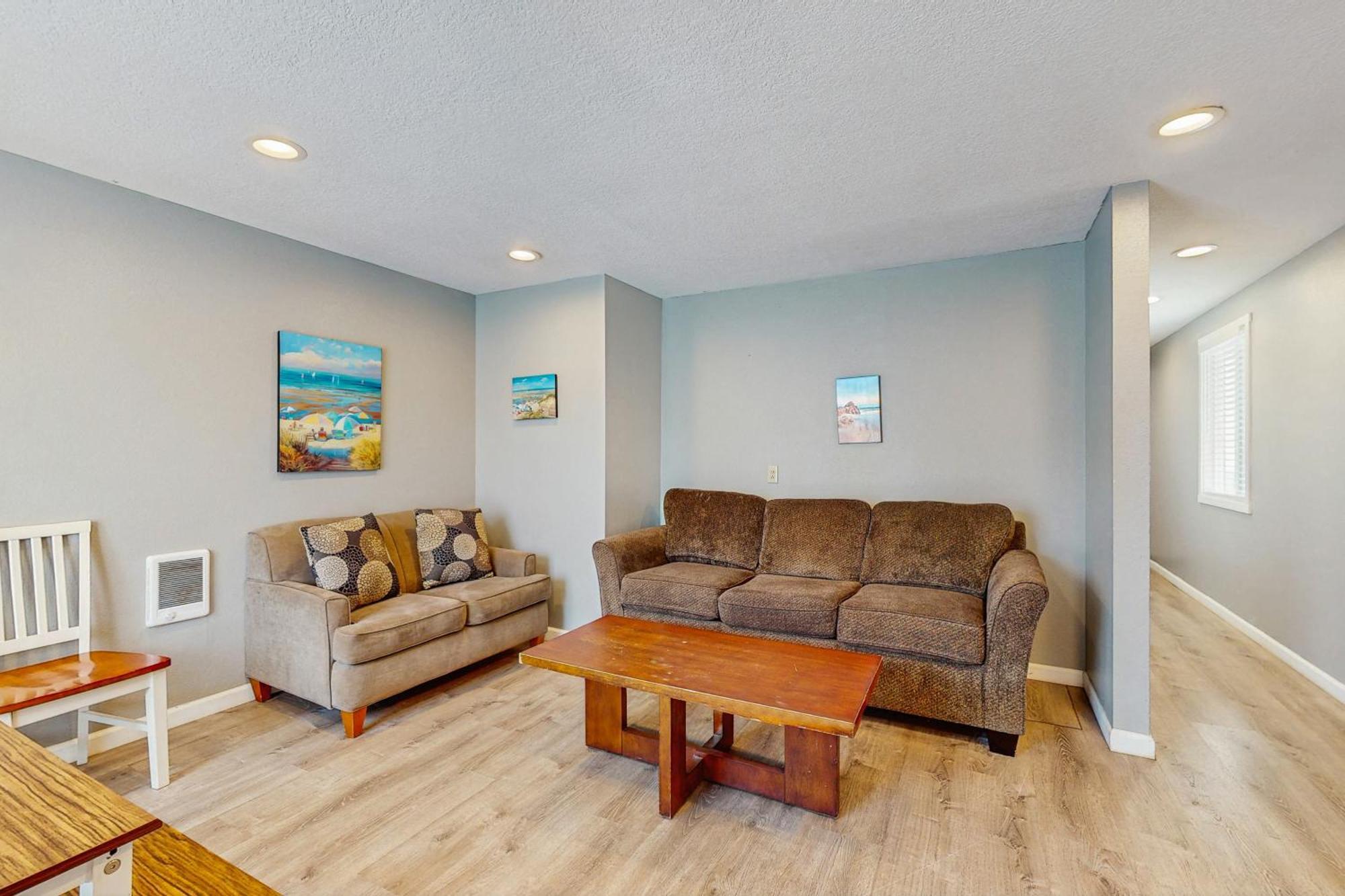 Sea Treasures Inn Rockaway Beach Room photo